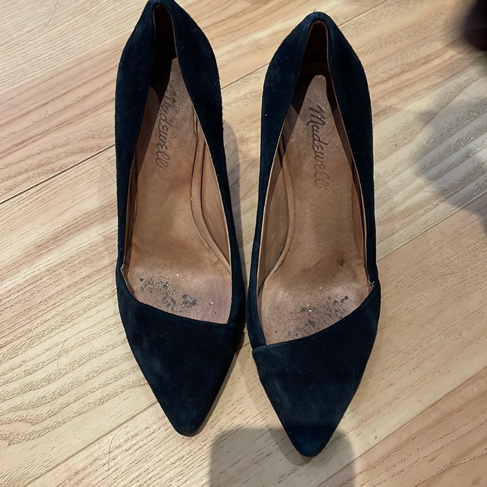 Madewell suede pumps